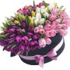 Фото товара 151 тюльпан в шляпной коробке в Житомире